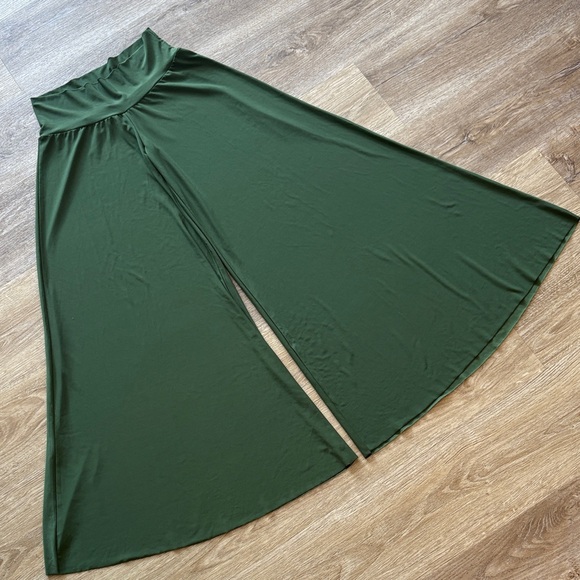 Pants - Forest Green Floor-Length Jersey Palazzo Pants